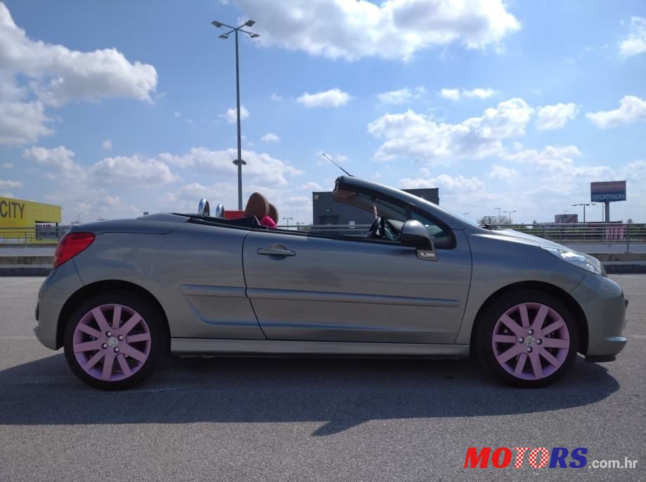2008' Peugeot 207 photo #5