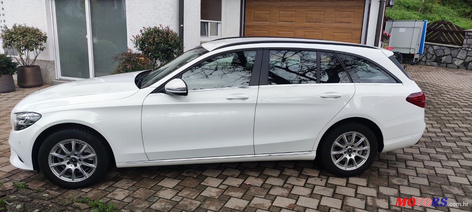 2019' Mercedes-Benz C 180 photo #3