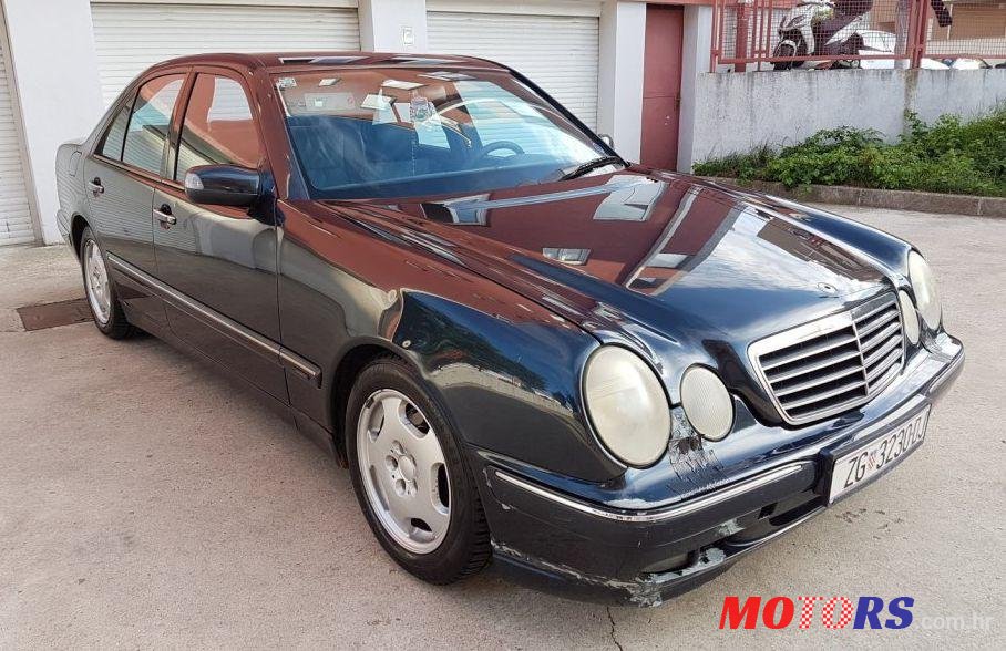1999' Mercedes-Benz E-Klasa 270 photo #1