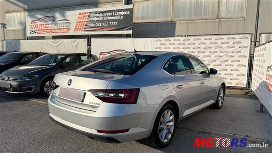 2019' Skoda Superb 2.0 Tdi photo #6