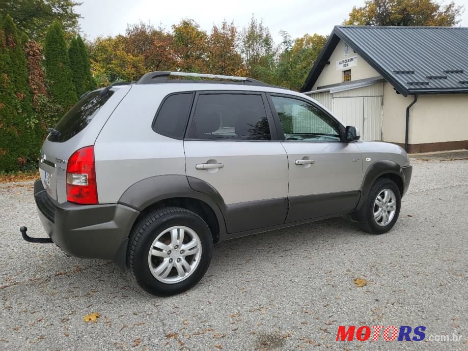 2006' Hyundai Tucson 2,0 Crdi Gls photo #4