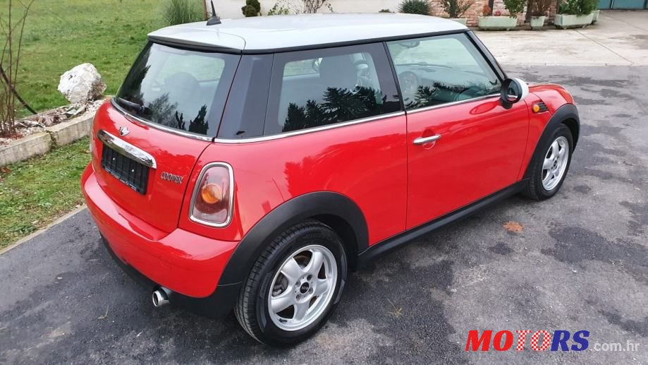 2008' MINI Cooper photo #6