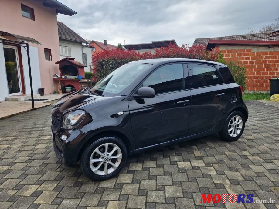 2018' Smart Forfour photo #5