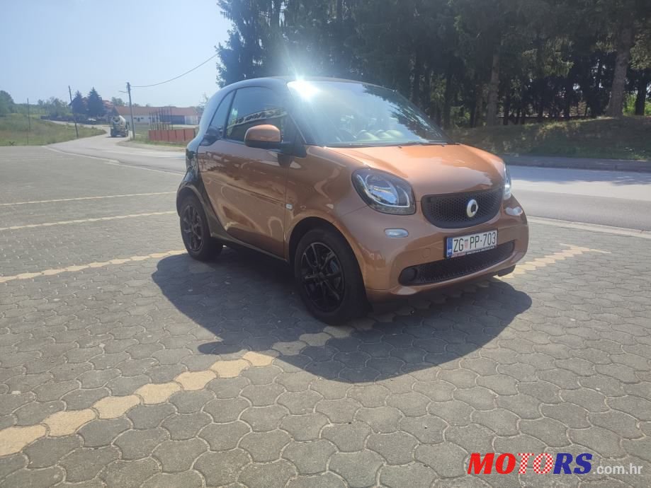 2017' Smart Fortwo photo #3