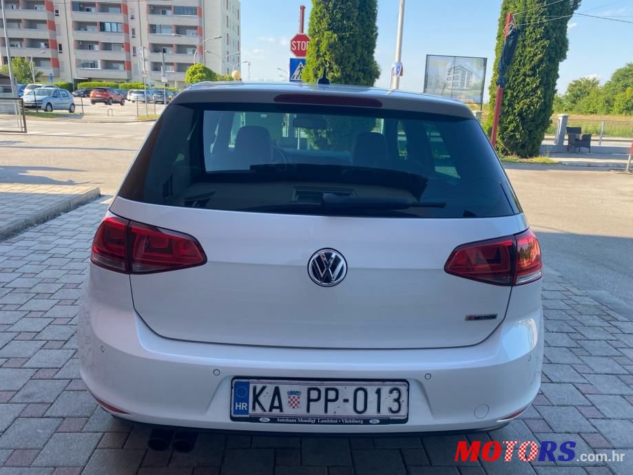 2015' Volkswagen Golf 7 photo #5