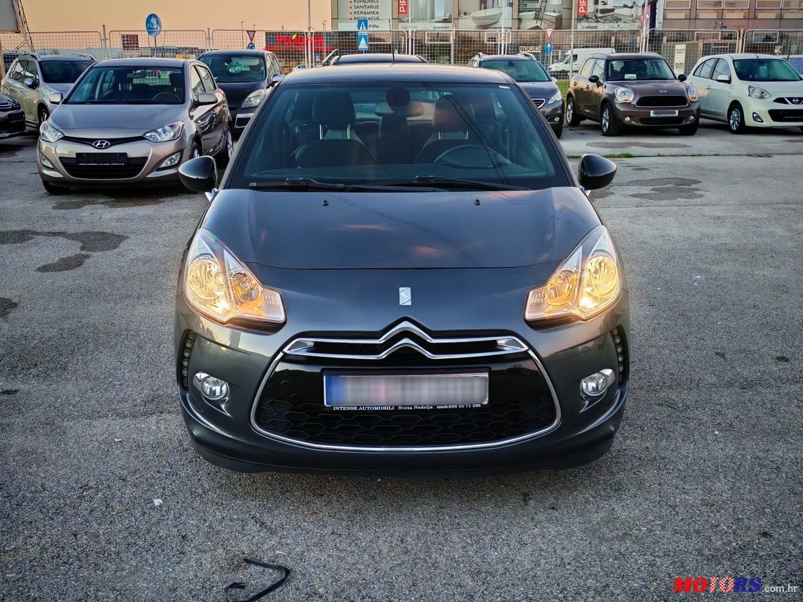 2013' Citroen DS3 1,2 Vti photo #2