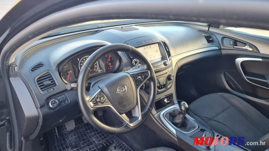 2015' Opel Insignia Karavan photo #2