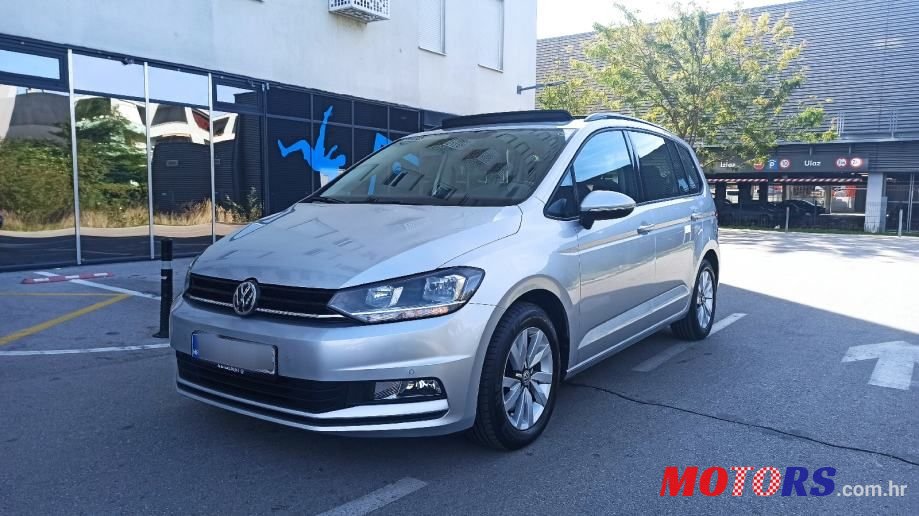2017' Volkswagen Touran 1,6 Tdi photo #1
