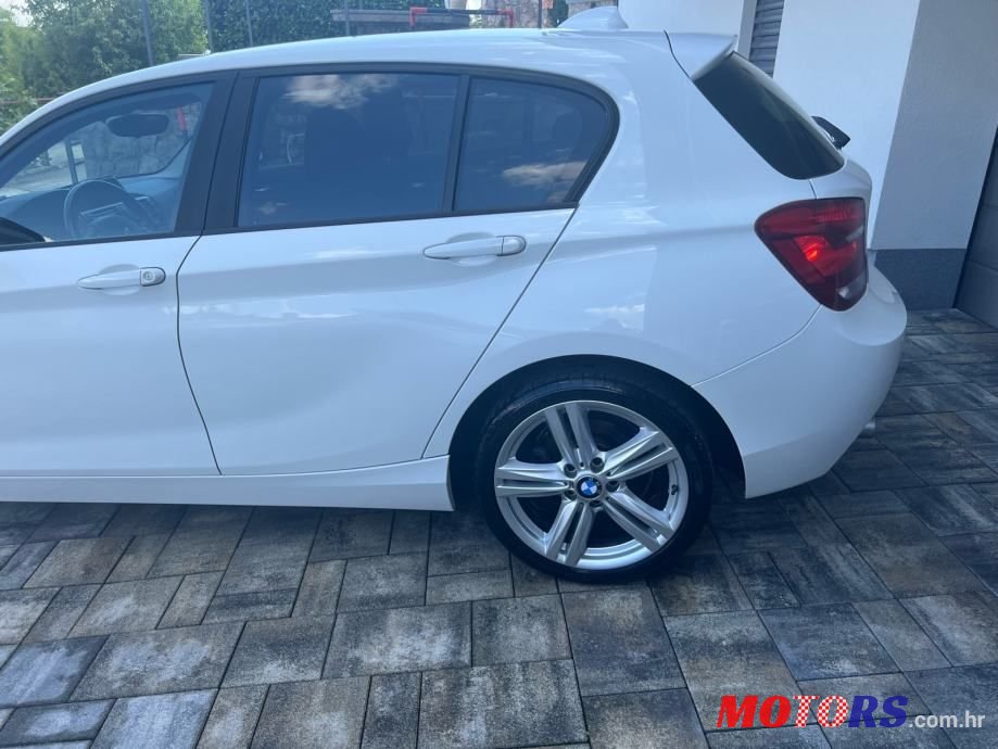 2013' BMW Serija 1 116D photo #6