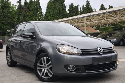 2012' Volkswagen Golf VI 1,6 Tdi