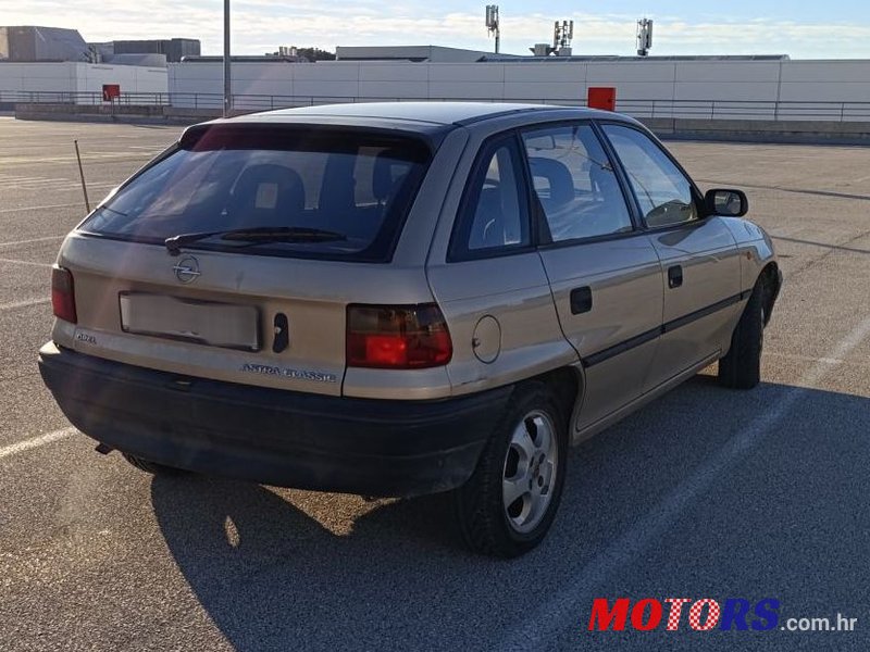 2000' Opel Astra 1,4 photo #4