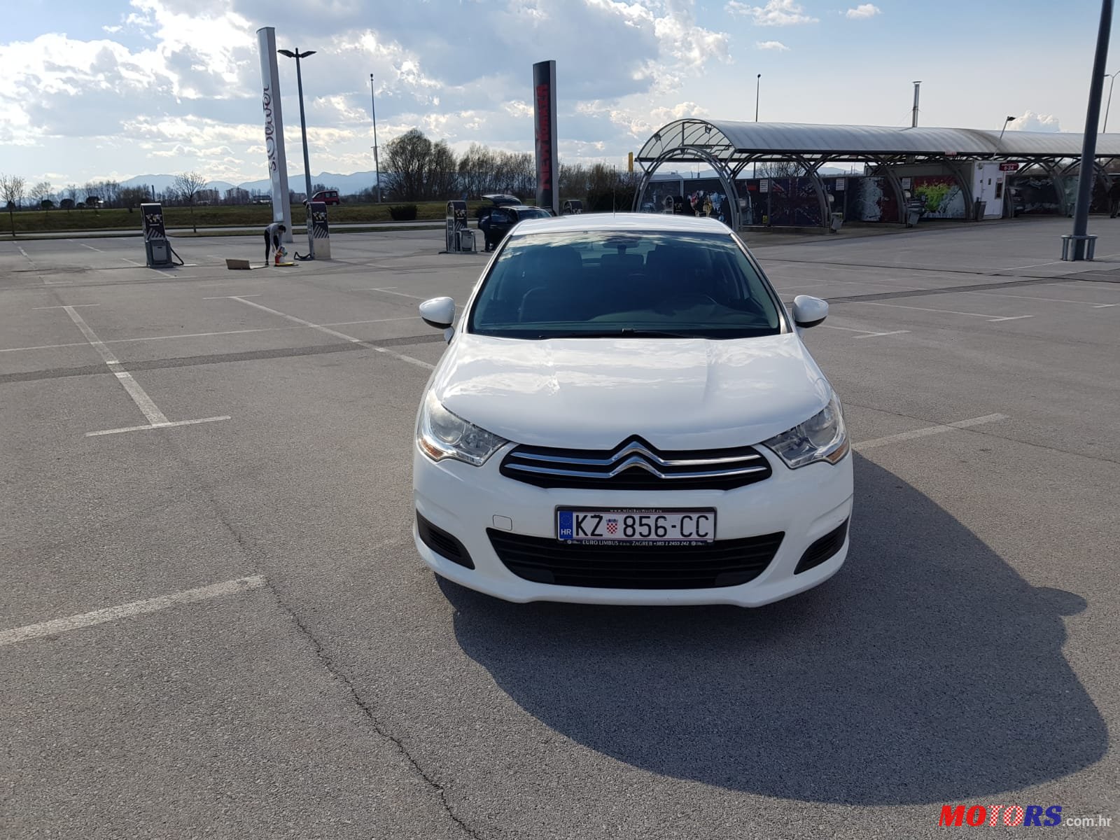 2013' Citroen C4 1,6 HDI photo #2