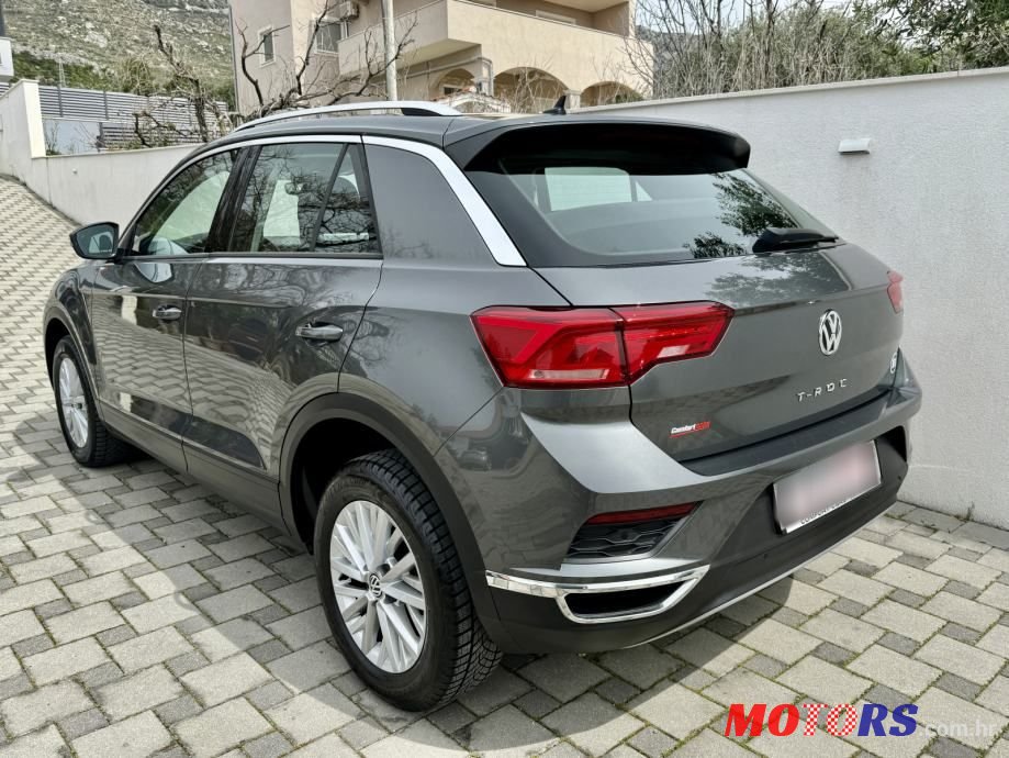 2019' Volkswagen T-Roc 1,6 Tdi photo #5