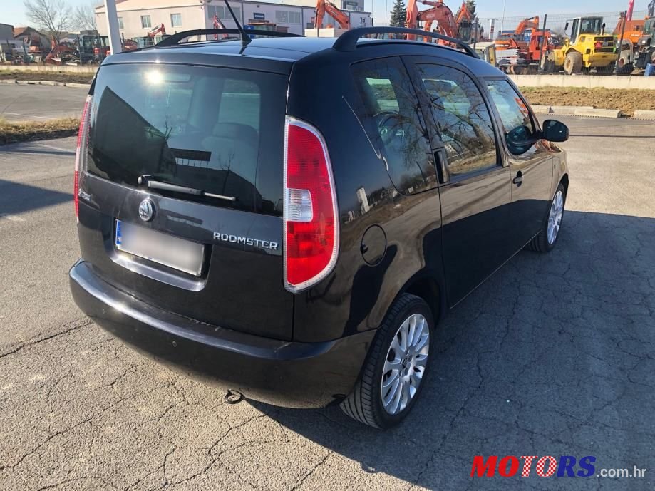 2015' Skoda Roomster 1,6 Tdi photo #1