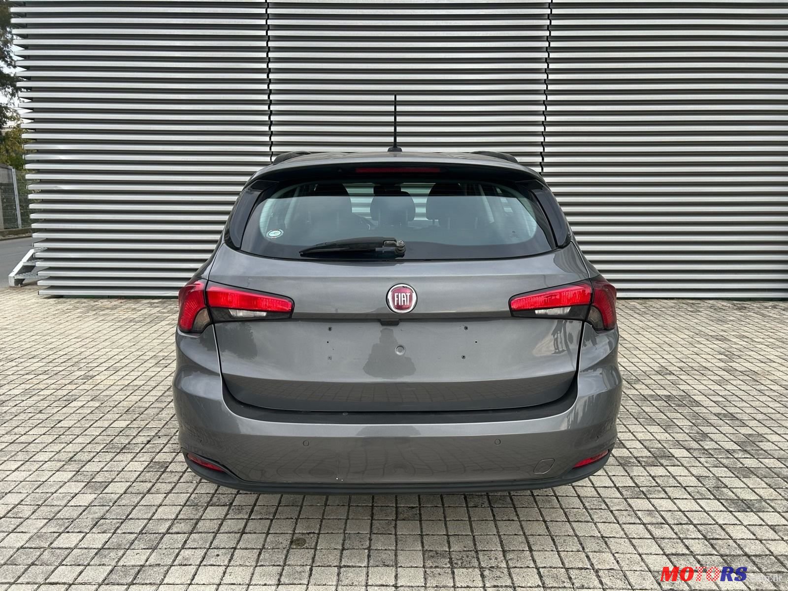2017' Fiat Tipo photo #5