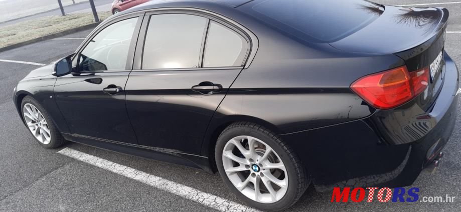 2013' BMW Serija 3 320 D photo #2