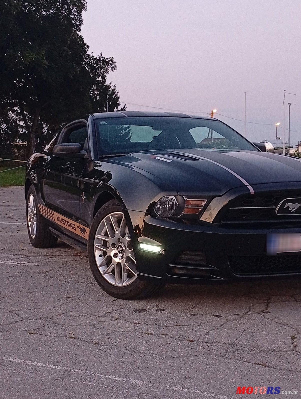 2014' Ford Mustang photo #2