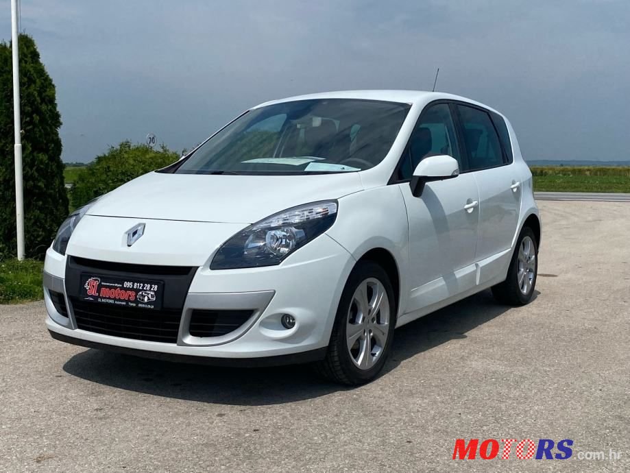 2010' Renault Scenic 1,9 Dci photo #1