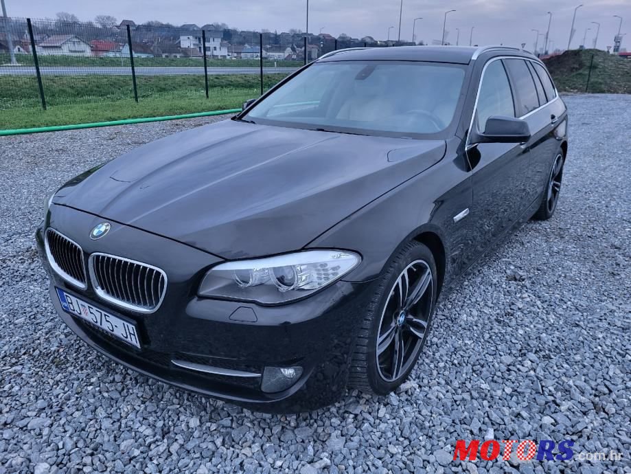 2011' BMW Serija 5 525D photo #1