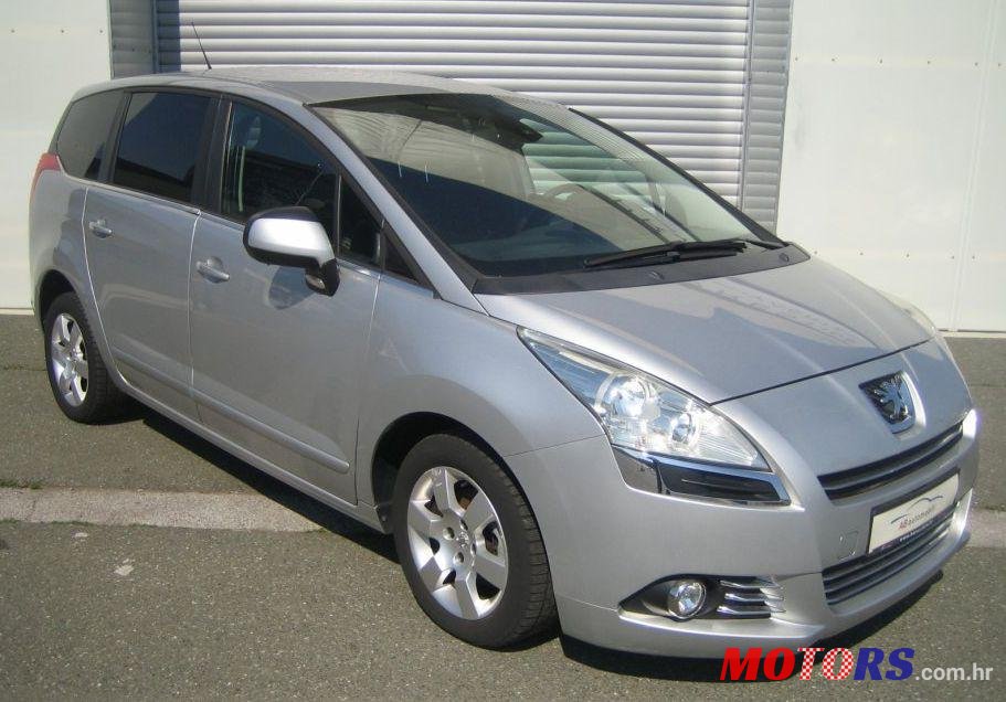 2013' Peugeot 5008 1,6 Hdi photo #1