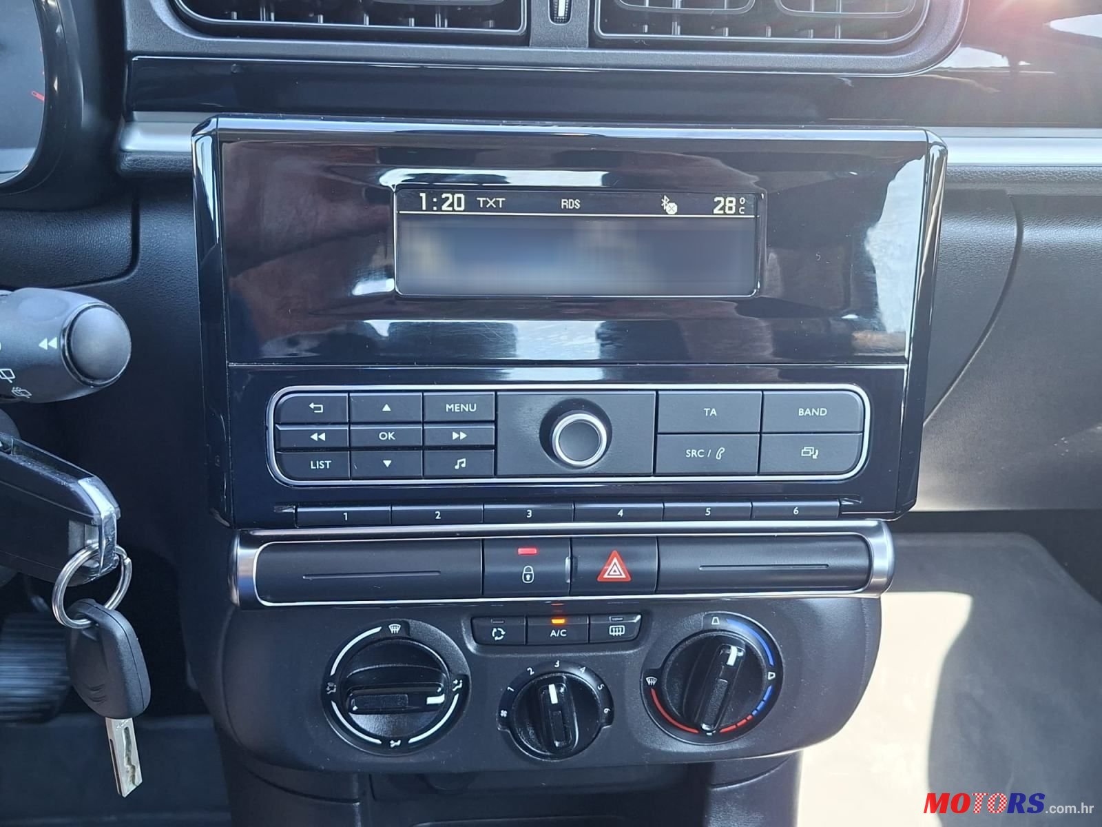 2019' Citroen C3 1,2 photo #6