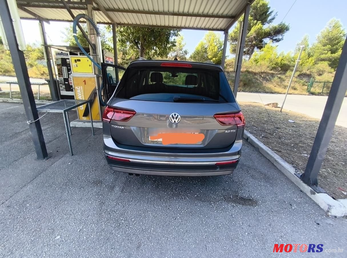2017' Volkswagen Tiguan 2,0 Tdi Bmt photo #3