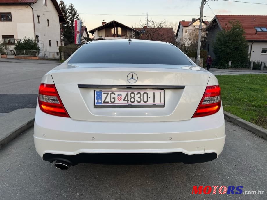 2013' Mercedes-Benz C-Klasa 220 photo #5