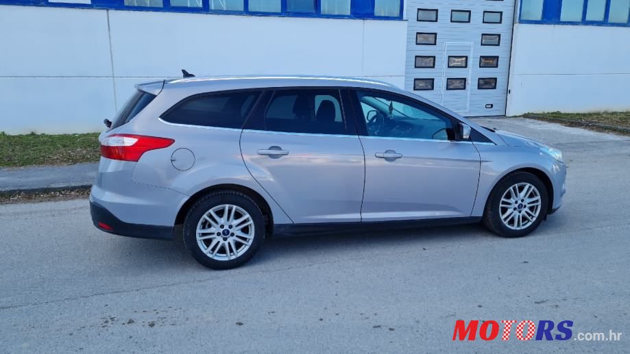 2012' Ford Focus Karavan photo #5