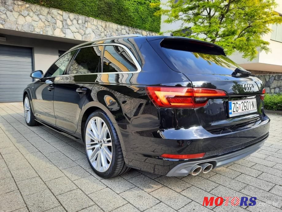 2016' Audi A4 Avant photo #4