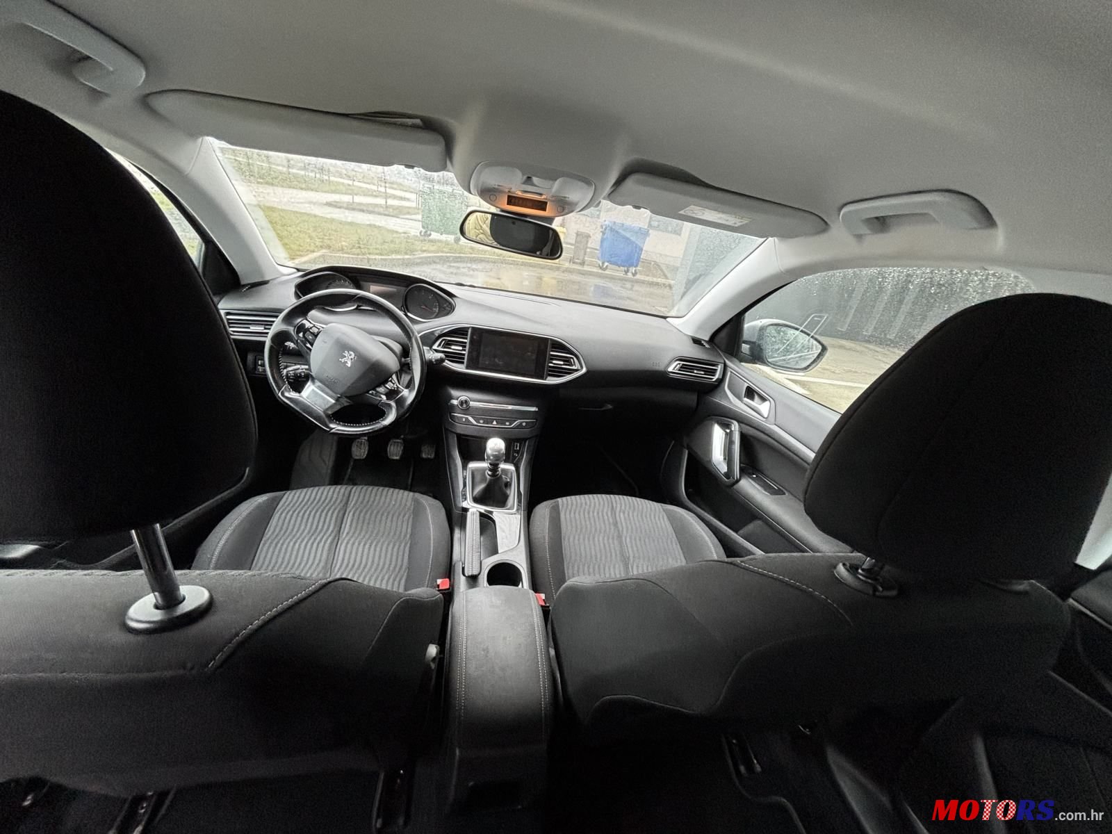 2017' Peugeot 308 1,6 Bluehdi photo #5