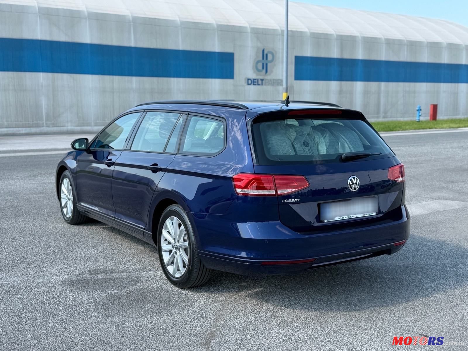 2019' Volkswagen Passat Variant photo #6