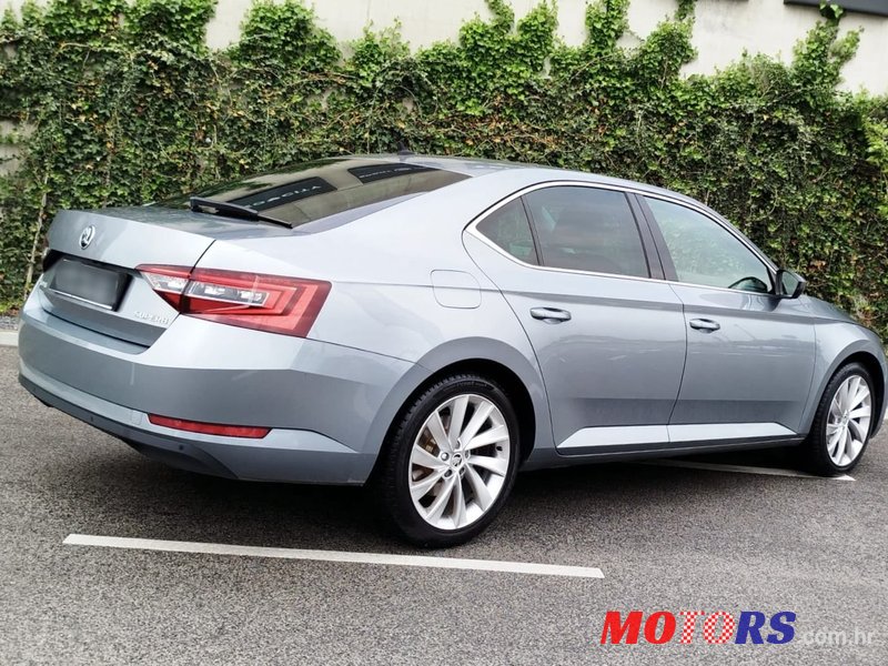 2016' Skoda Superb 2,0 Tdi photo #4