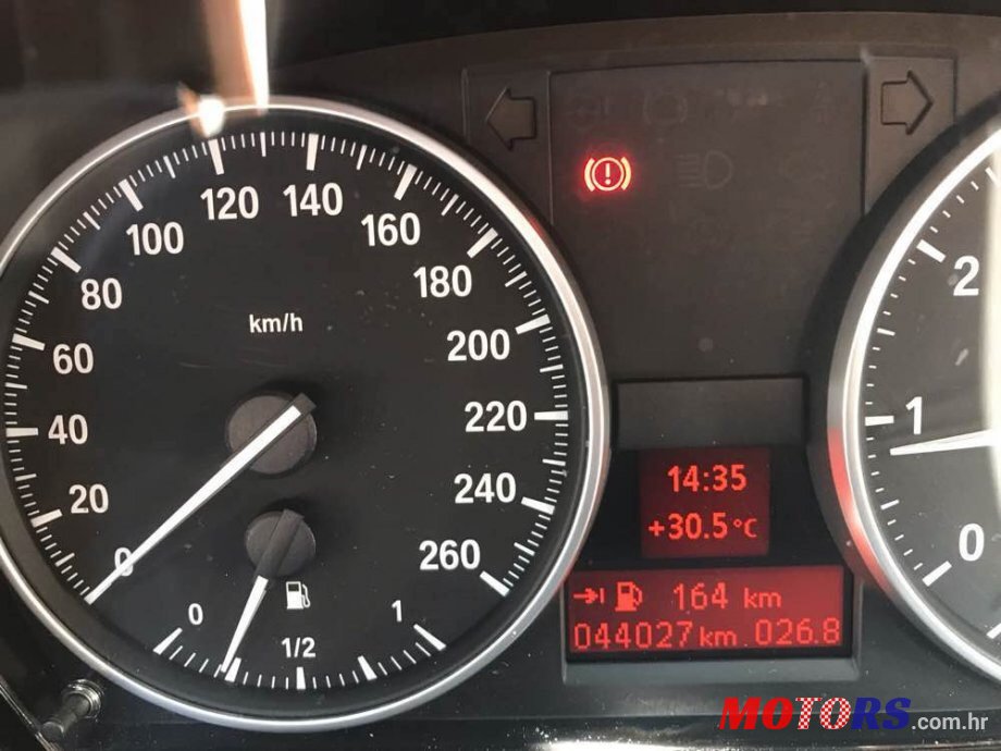 2005' BMW 3 Series E90 photo #5