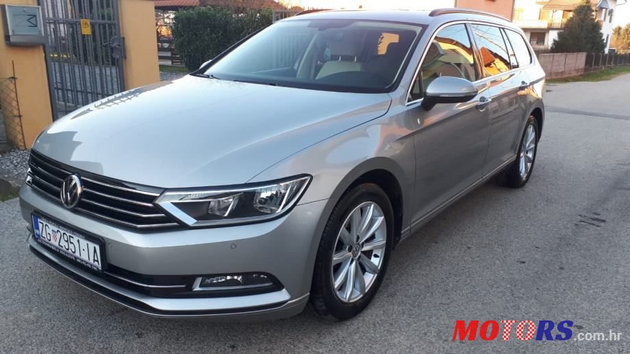 2017' Volkswagen Passat Variant photo #2