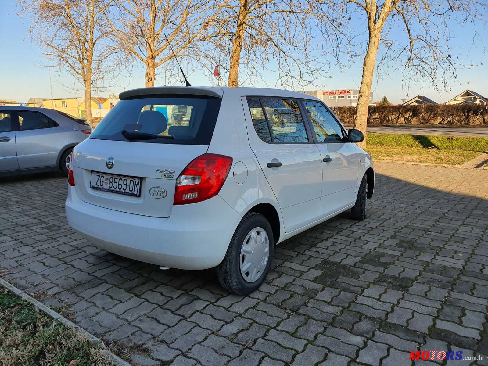2008' Skoda Fabia photo #2