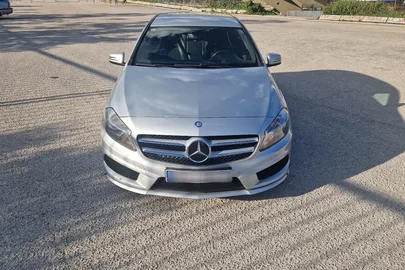 2015' Mercedes-Benz A-Klasa 180