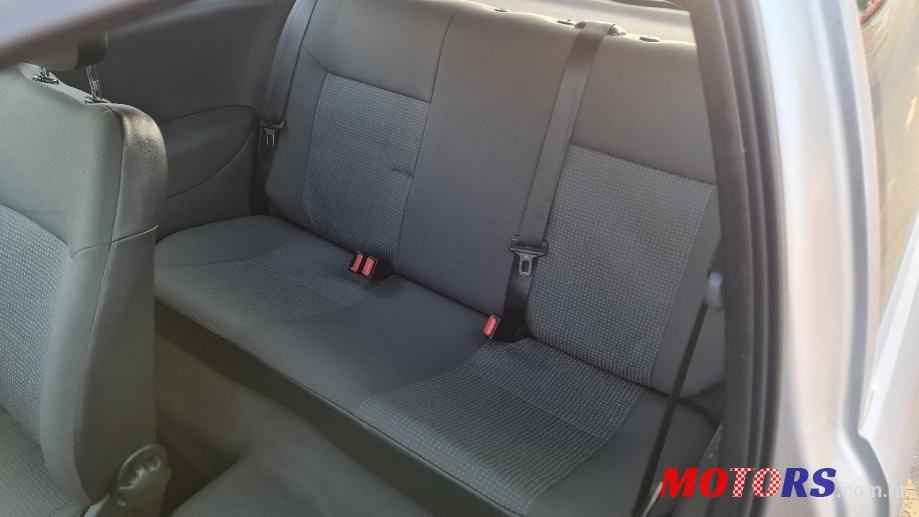 2004' Opel Corsa photo #5