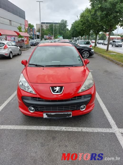 2008' Peugeot 207 Sport photo #3