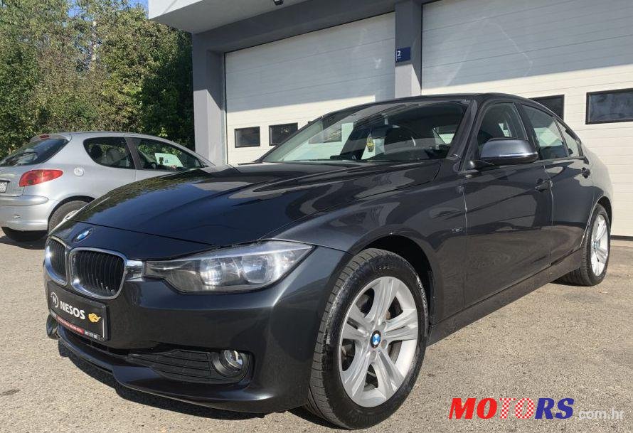 2013' BMW Serija 3 316D photo #1