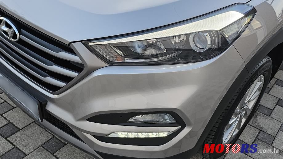 2016' Hyundai Tucson 1.7 Crdi photo #4