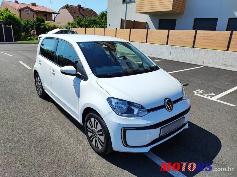 2020' Volkswagen Up! E-Up photo #2