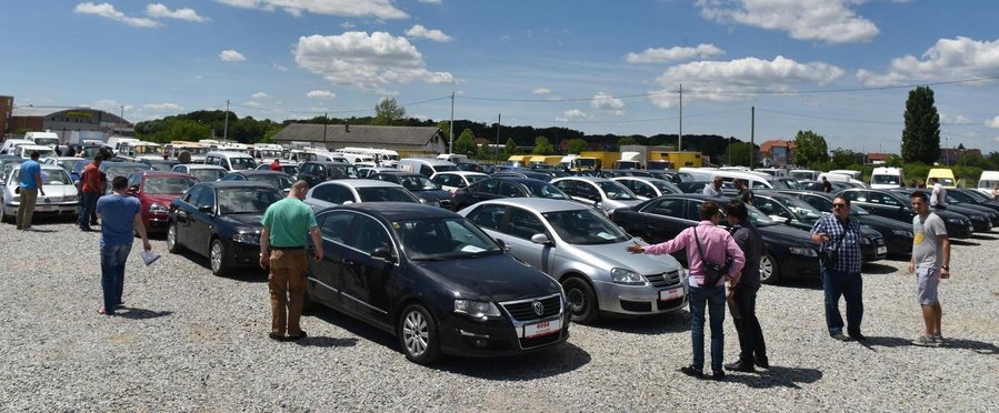 Uskoro se 139 vozila ministarstva i javnih tvrtki prodaje na dražbi