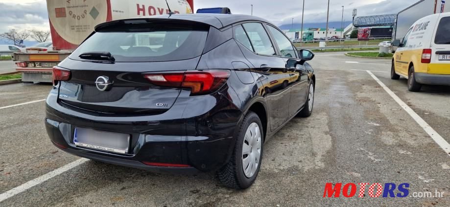2016' Opel Astra 1,6 Cdti photo #2