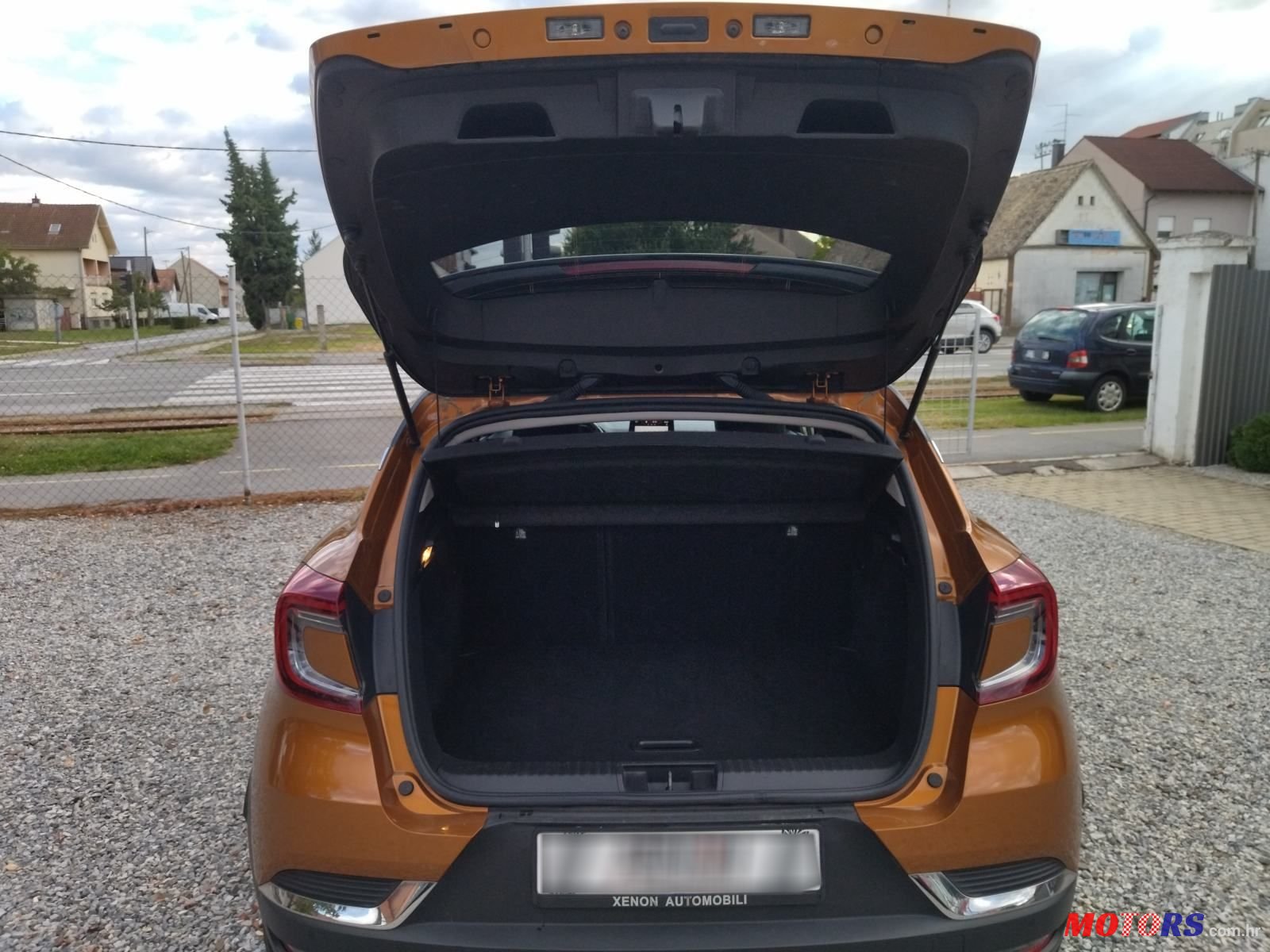 2020' Renault Captur Tce photo #5