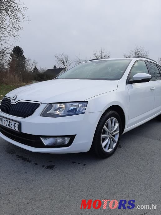 2013' Skoda Octavia Combi photo #1