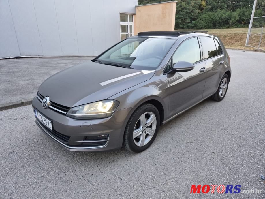 2012' Volkswagen Golf 7 1.6 Tdi photo #1