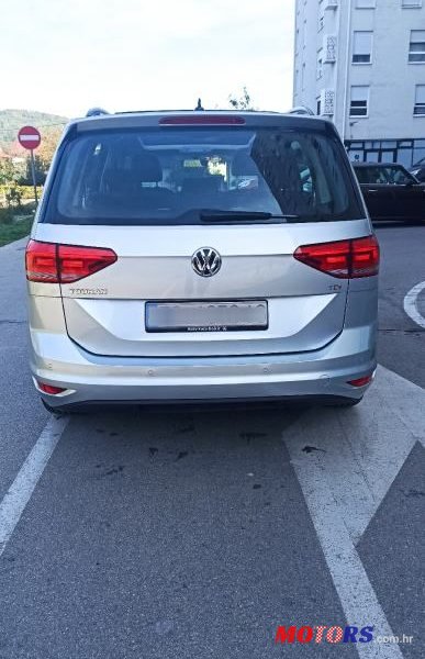 2017' Volkswagen Touran 1,6 Tdi photo #5