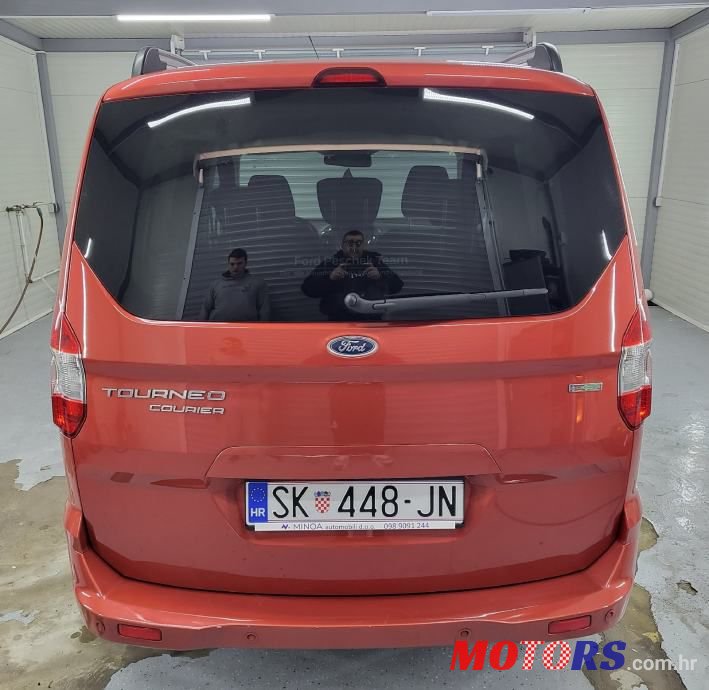 2017' Ford Tourneo Courier 1,0 photo #3
