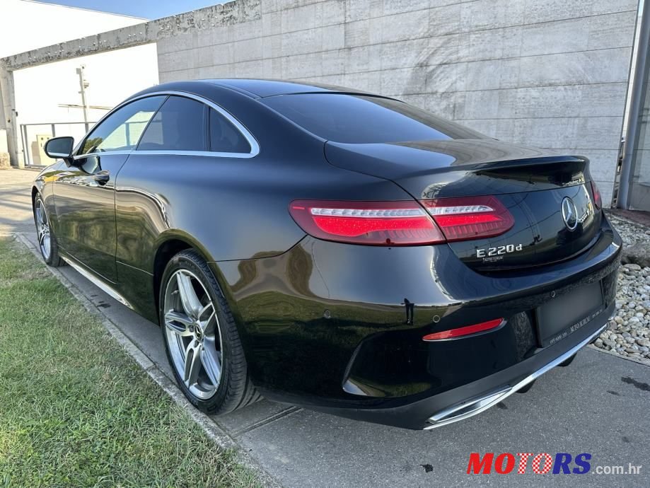 2017' Mercedes-Benz E-Klasa 220 D photo #3