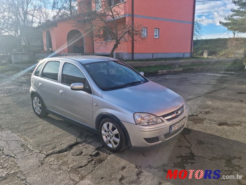 2004' Opel Corsa 1,7 Cdti photo #2